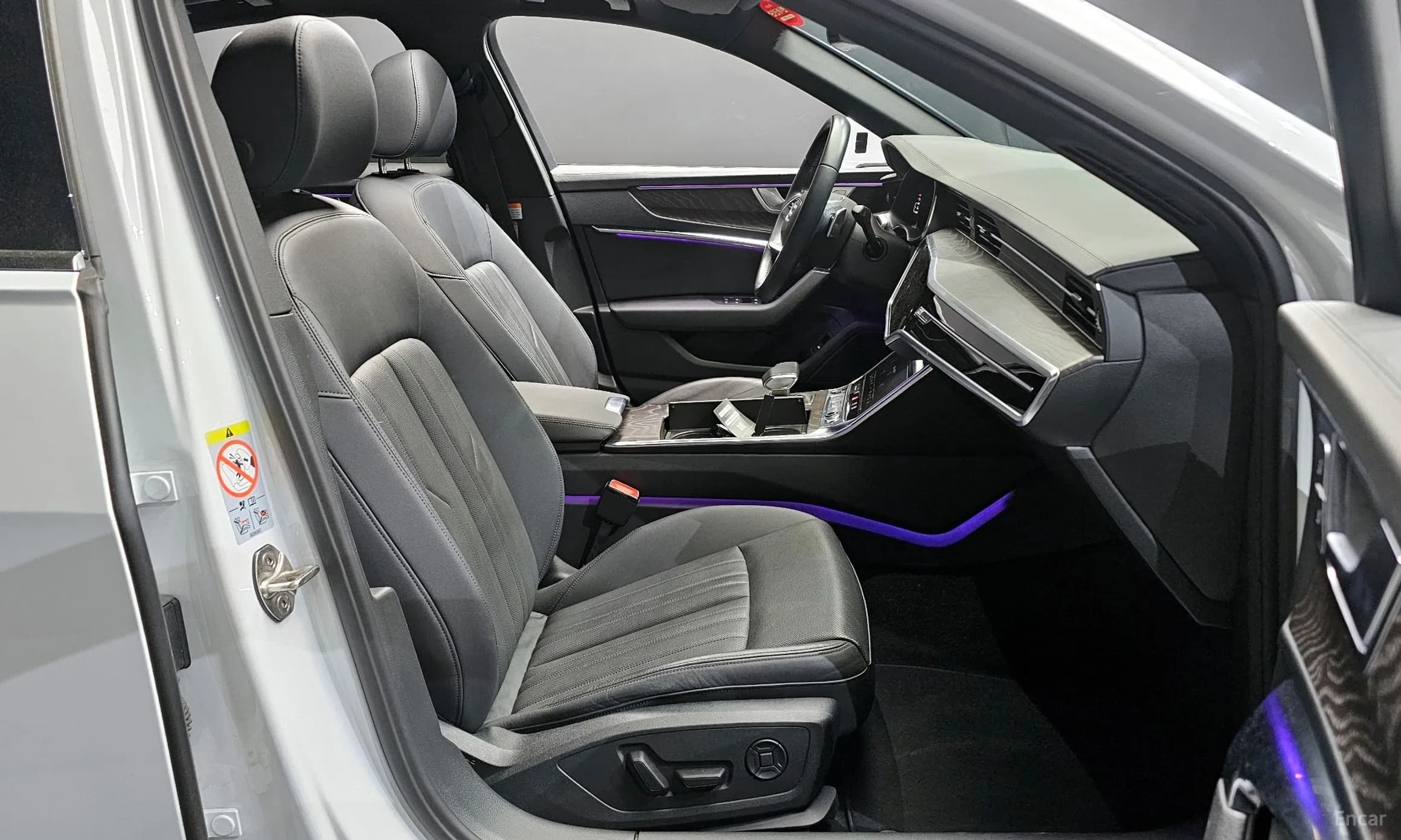 A6 (C8)