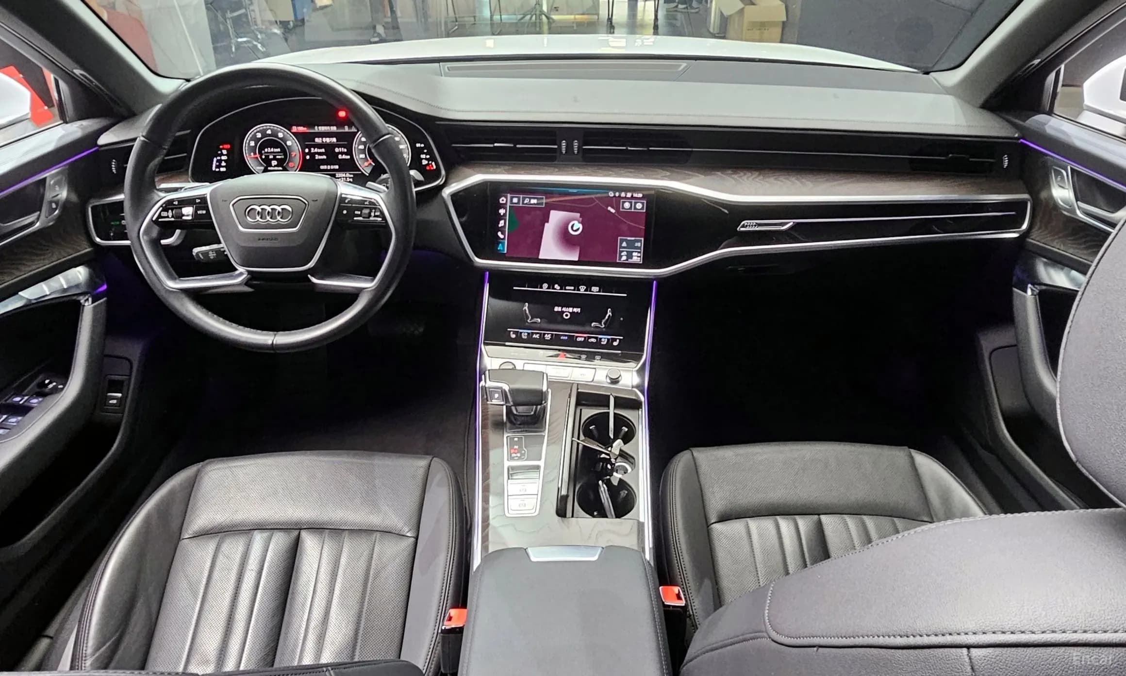 A6 (C8)
