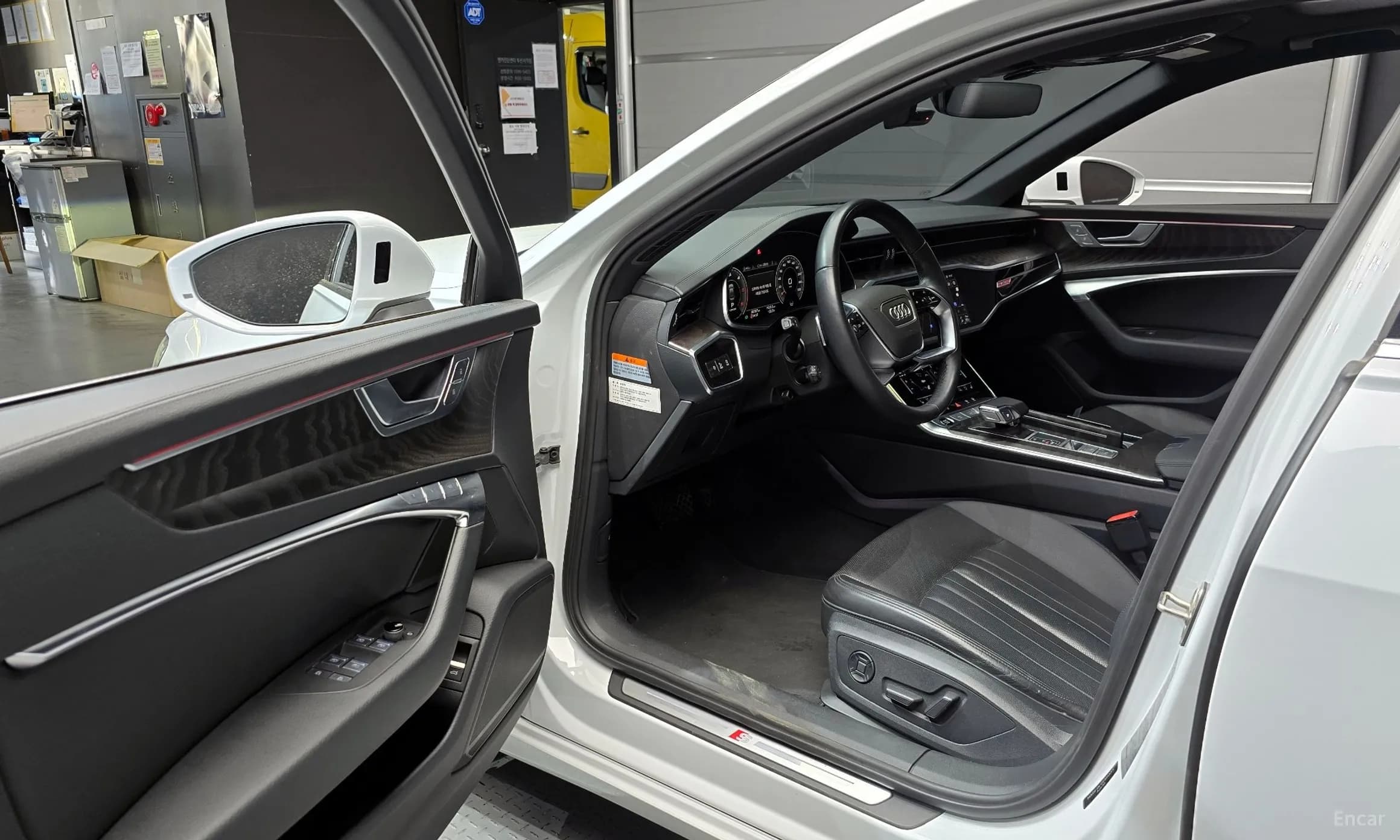 A6 (C8)