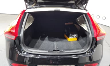 V40