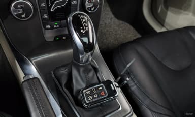 V40
