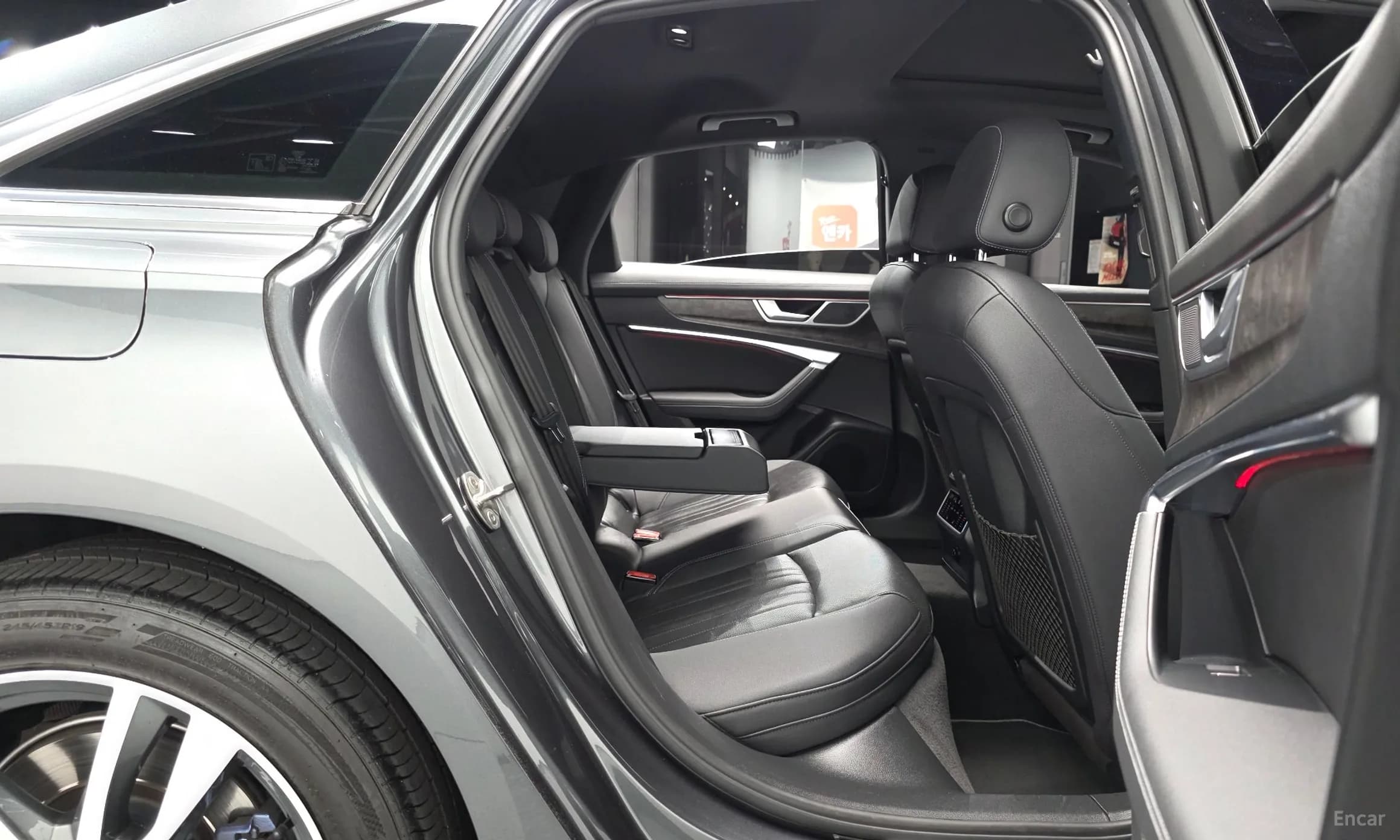 A6 (C8)