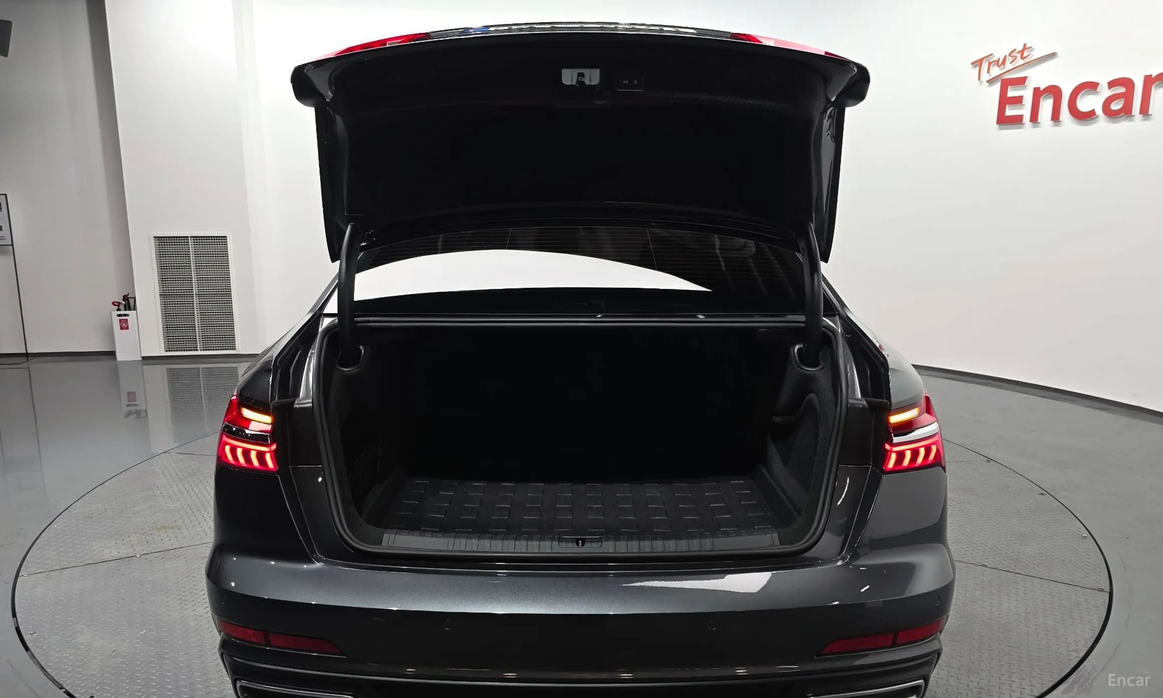A6 (C8)
