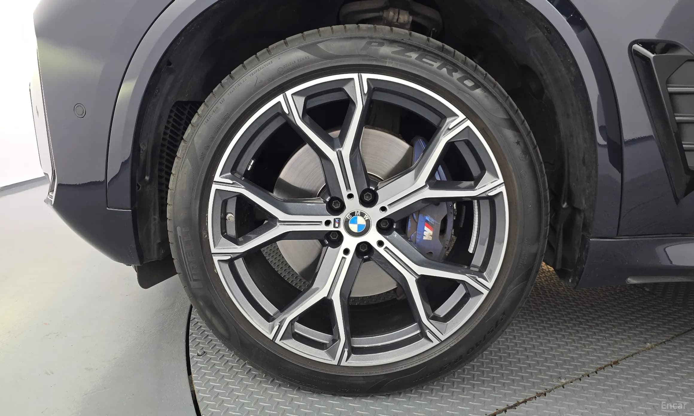 X5 (G05)