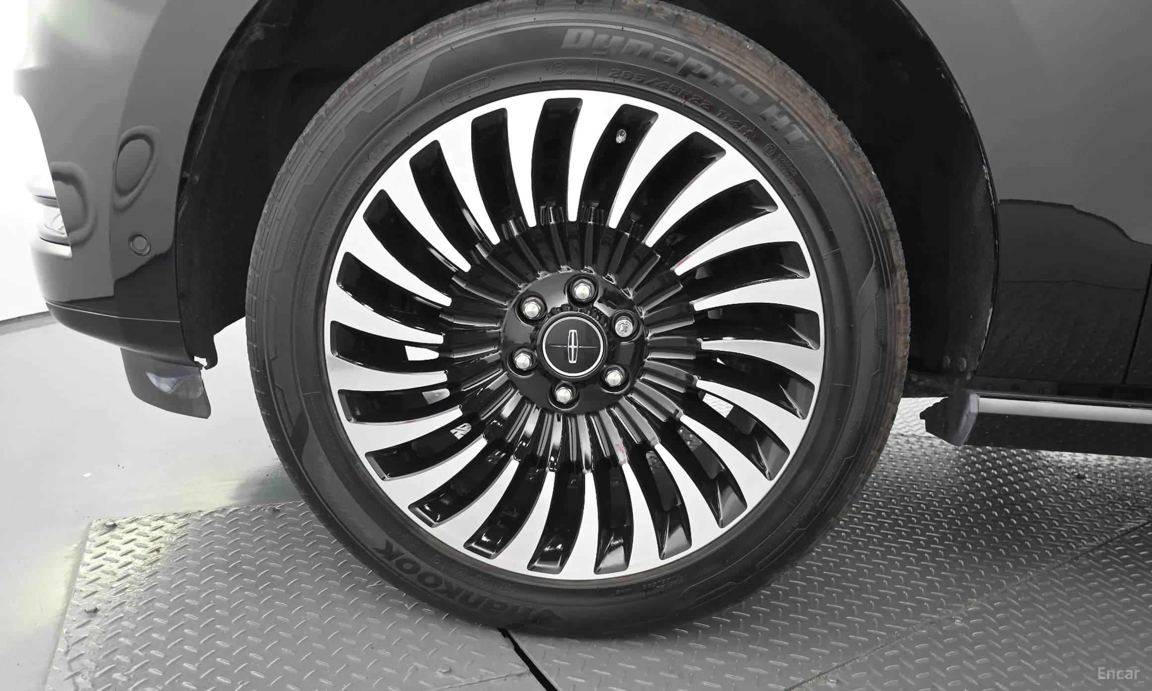 Navigator 4th generation