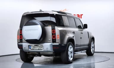 Defender (L663)