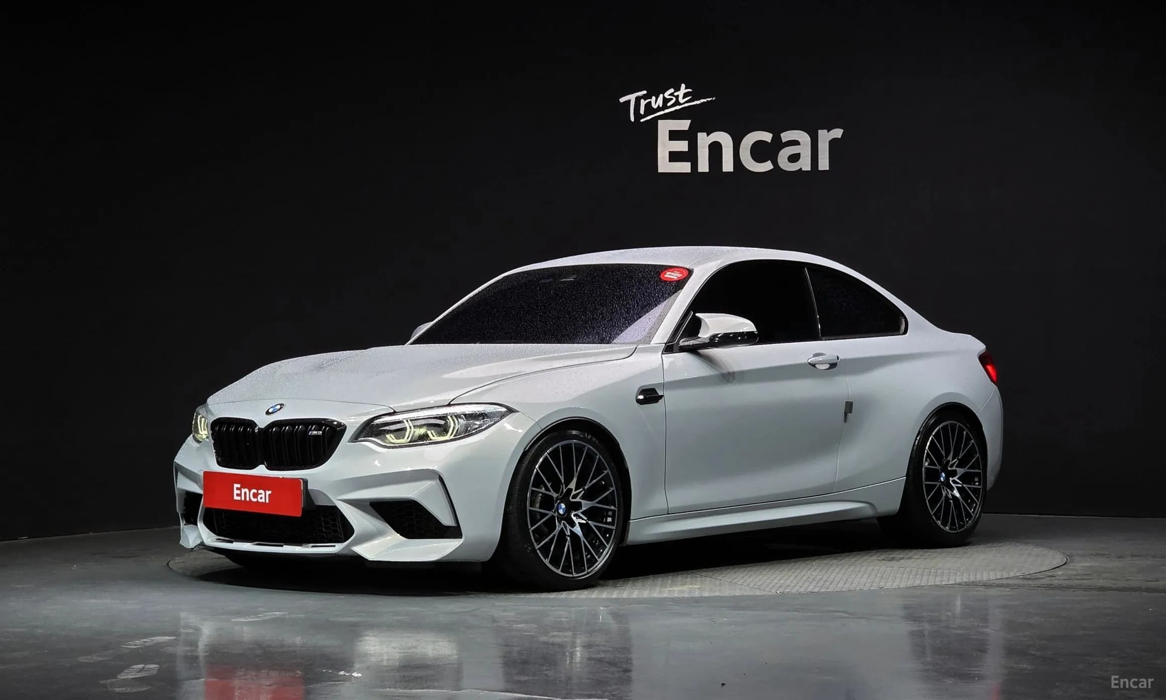 M2 (F87)