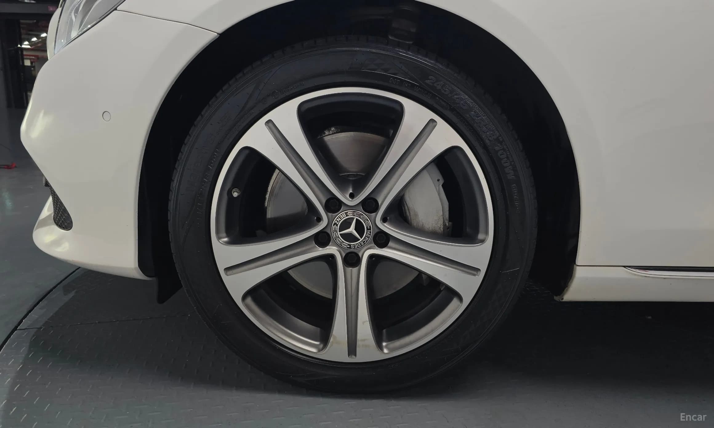 E-Class W213