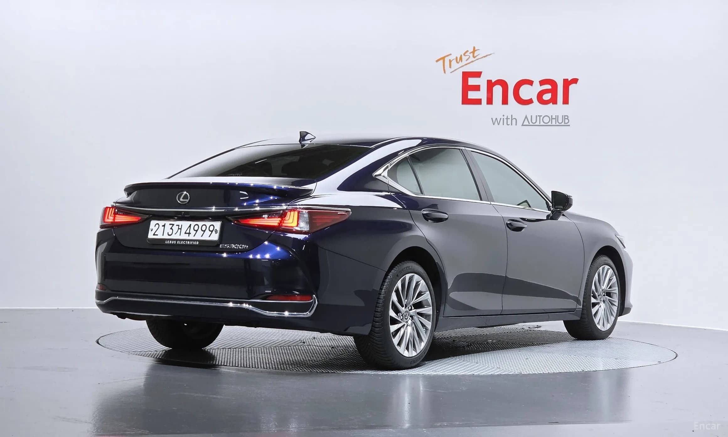 ES300h 7th Generation
