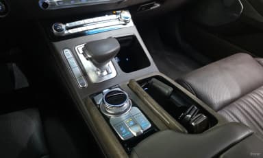 G90