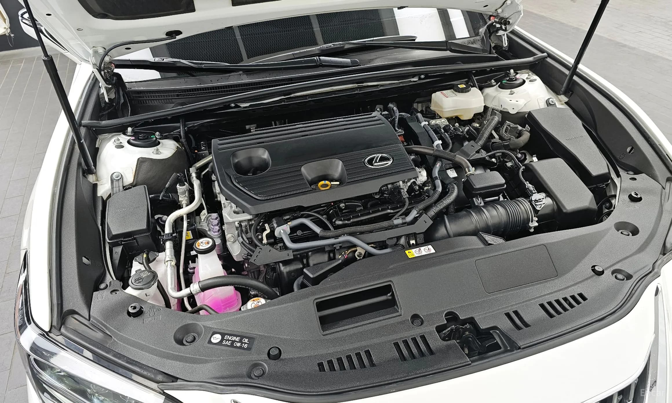 ES300h 7th Generation
