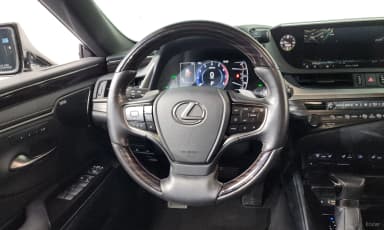 ES300h 7th Generation