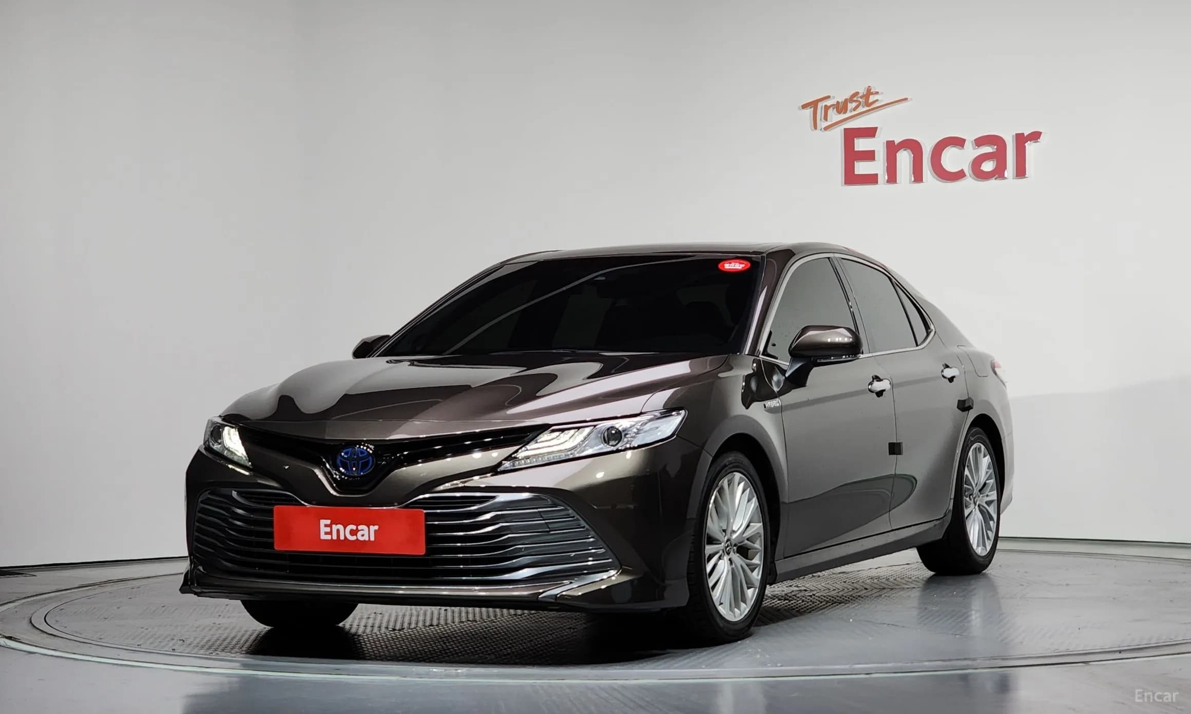 Camry (XV70)