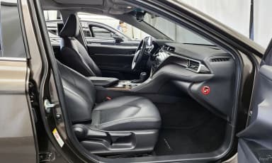 Camry (XV70)