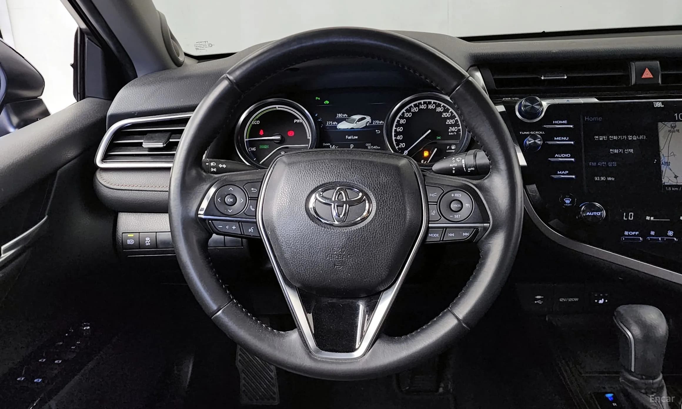 Camry (XV70)