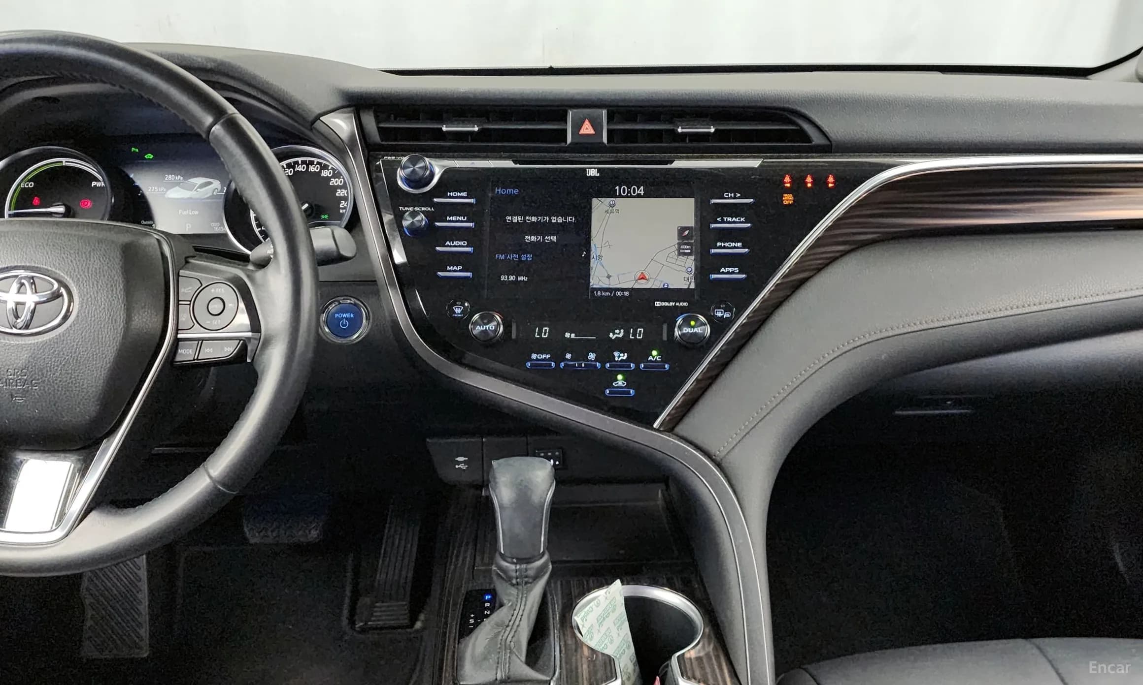 Camry (XV70)
