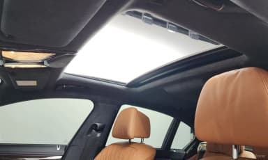 7 Series (G11)