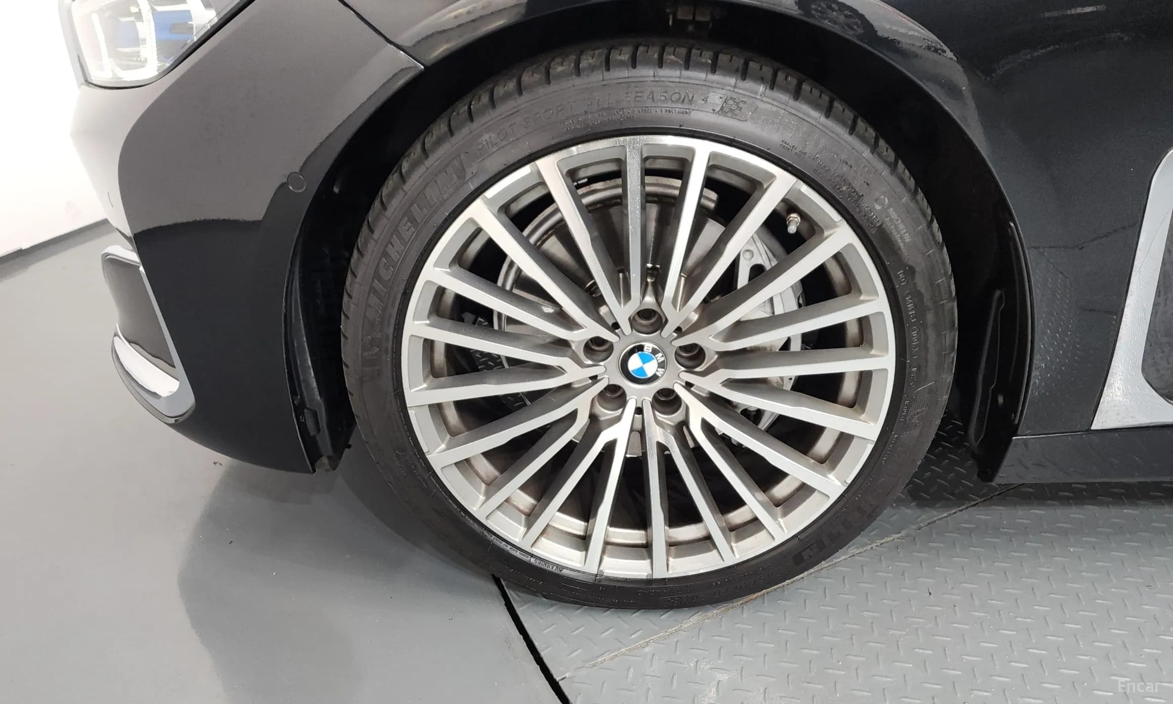 7 Series (G11)