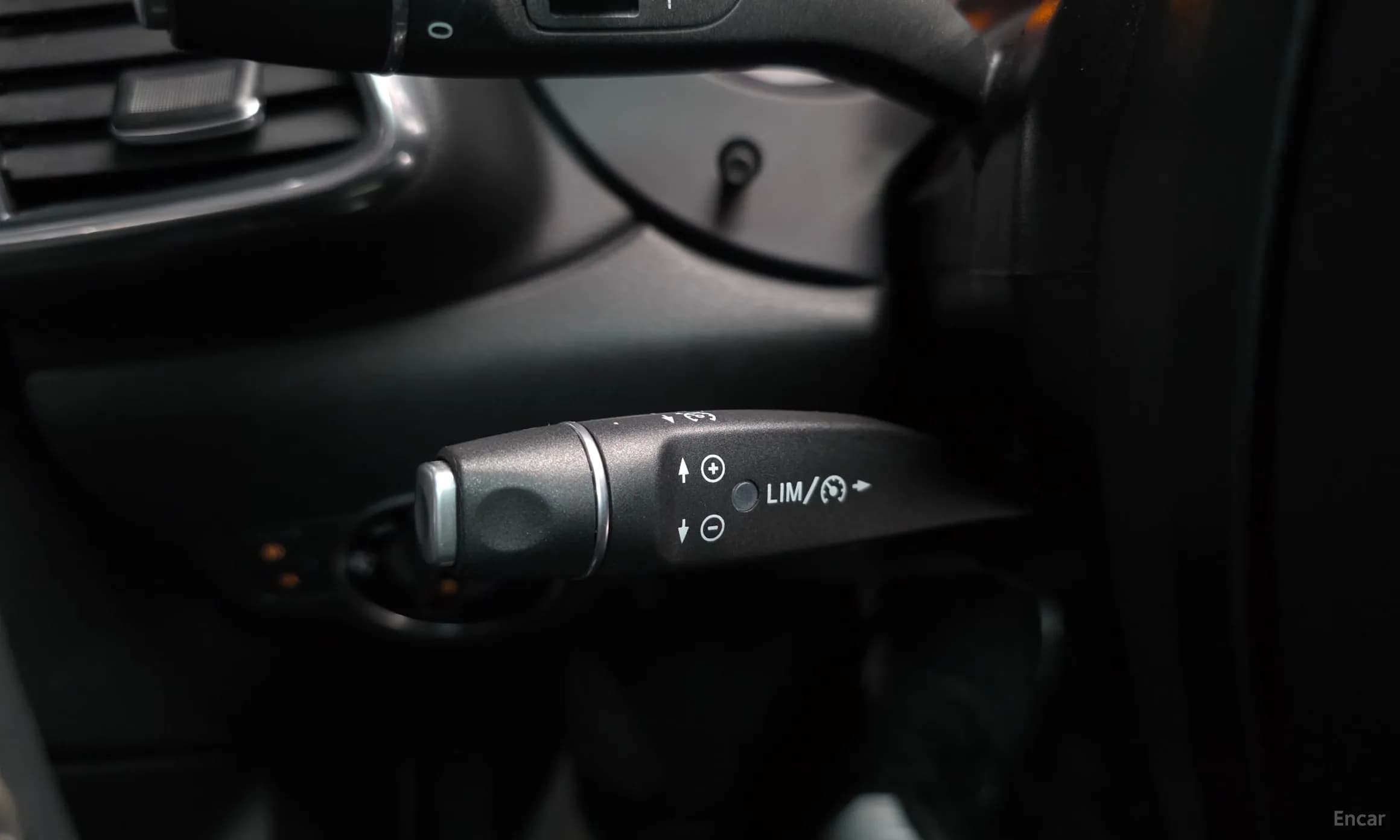 Q30