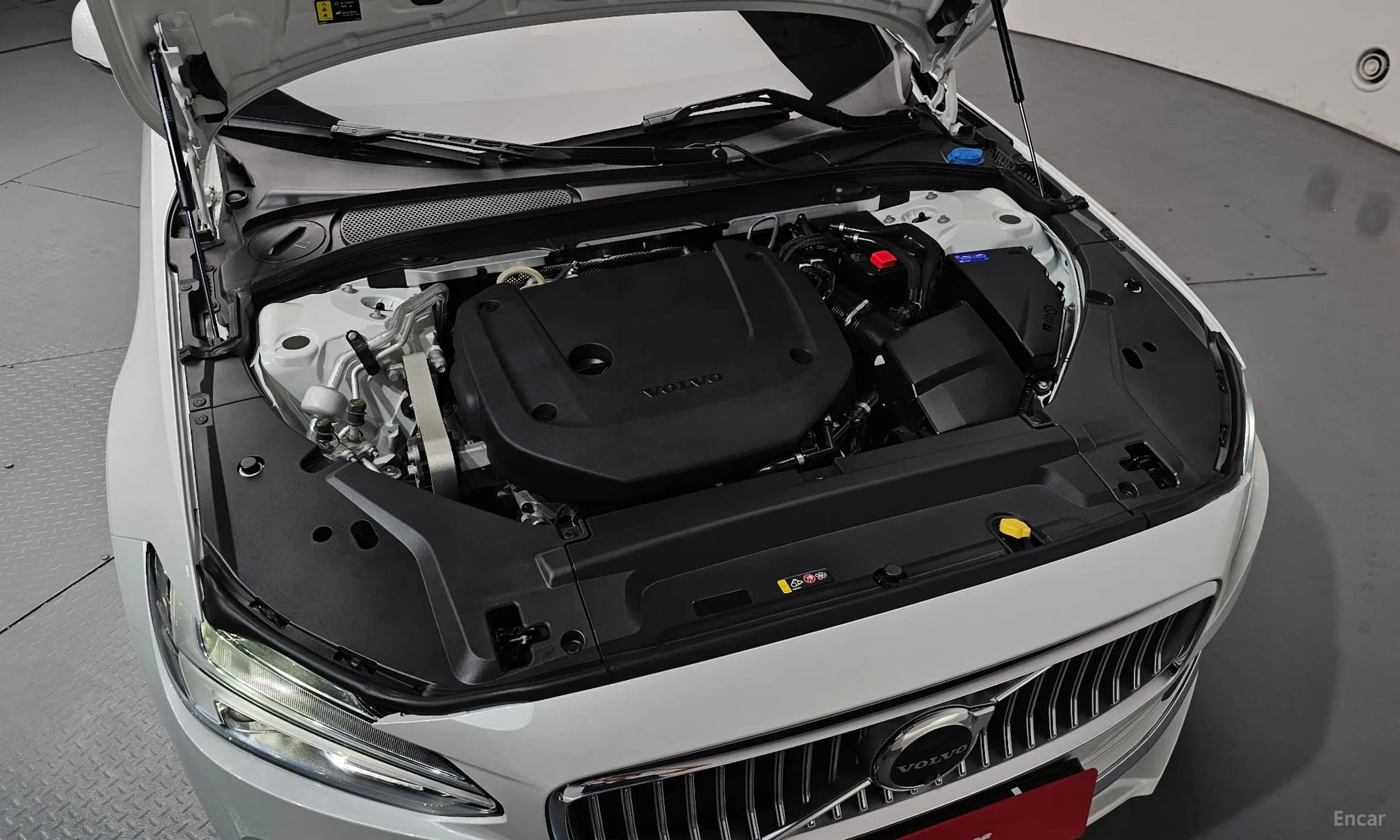 S90