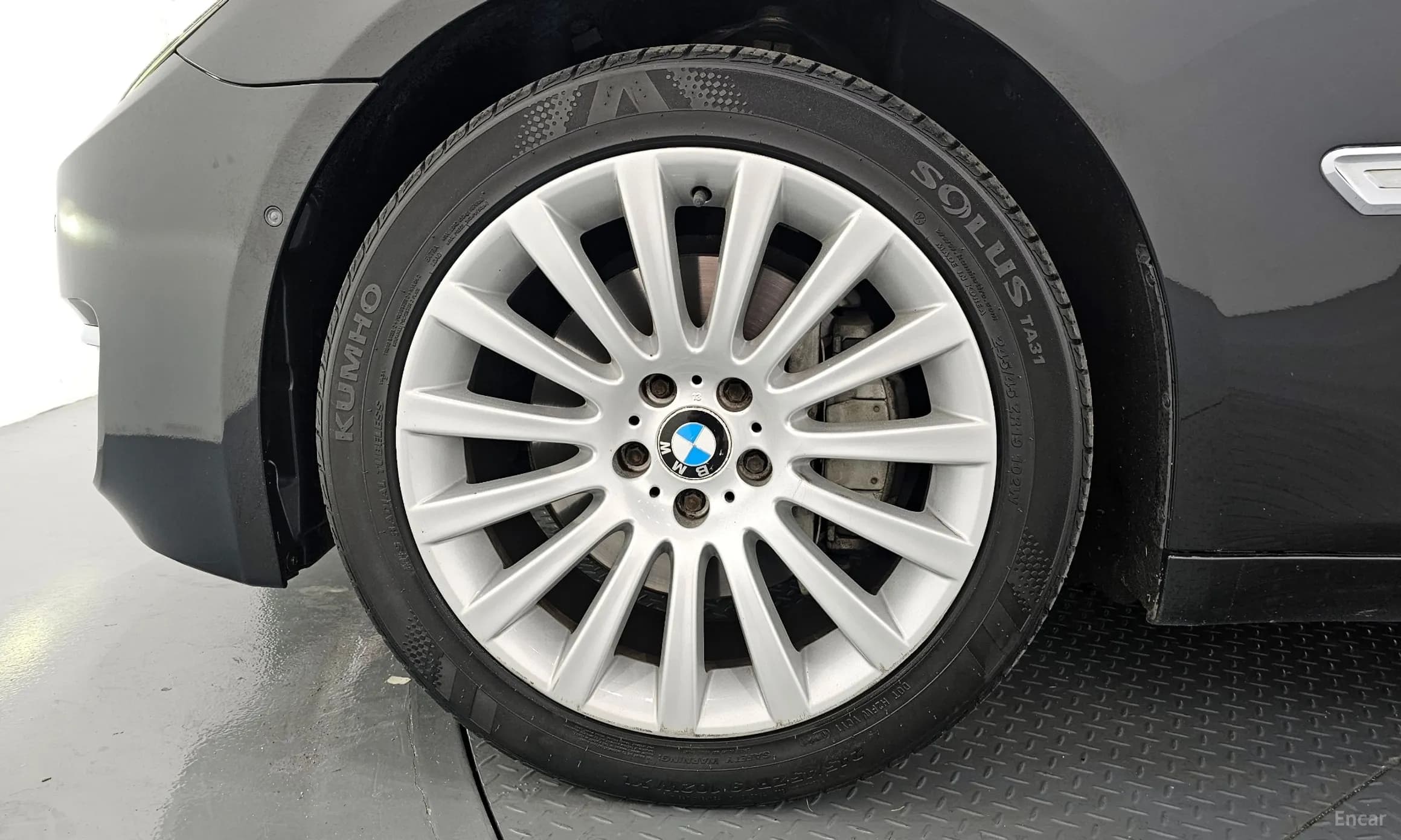 7 Series (F01)