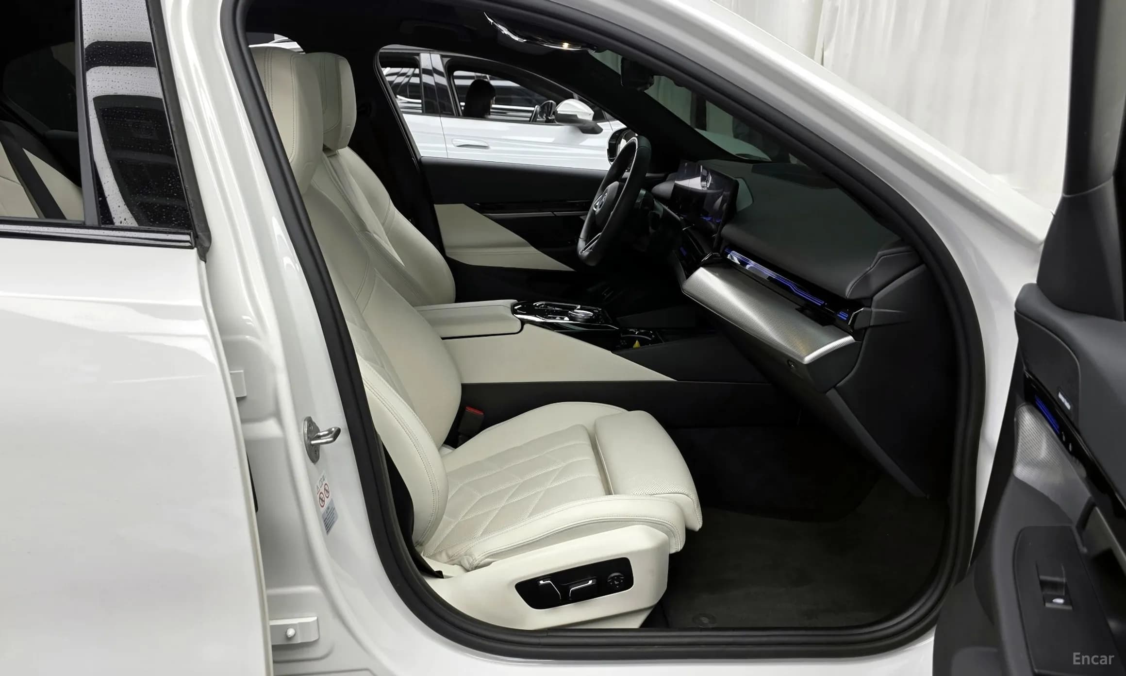 5 Series (G60)