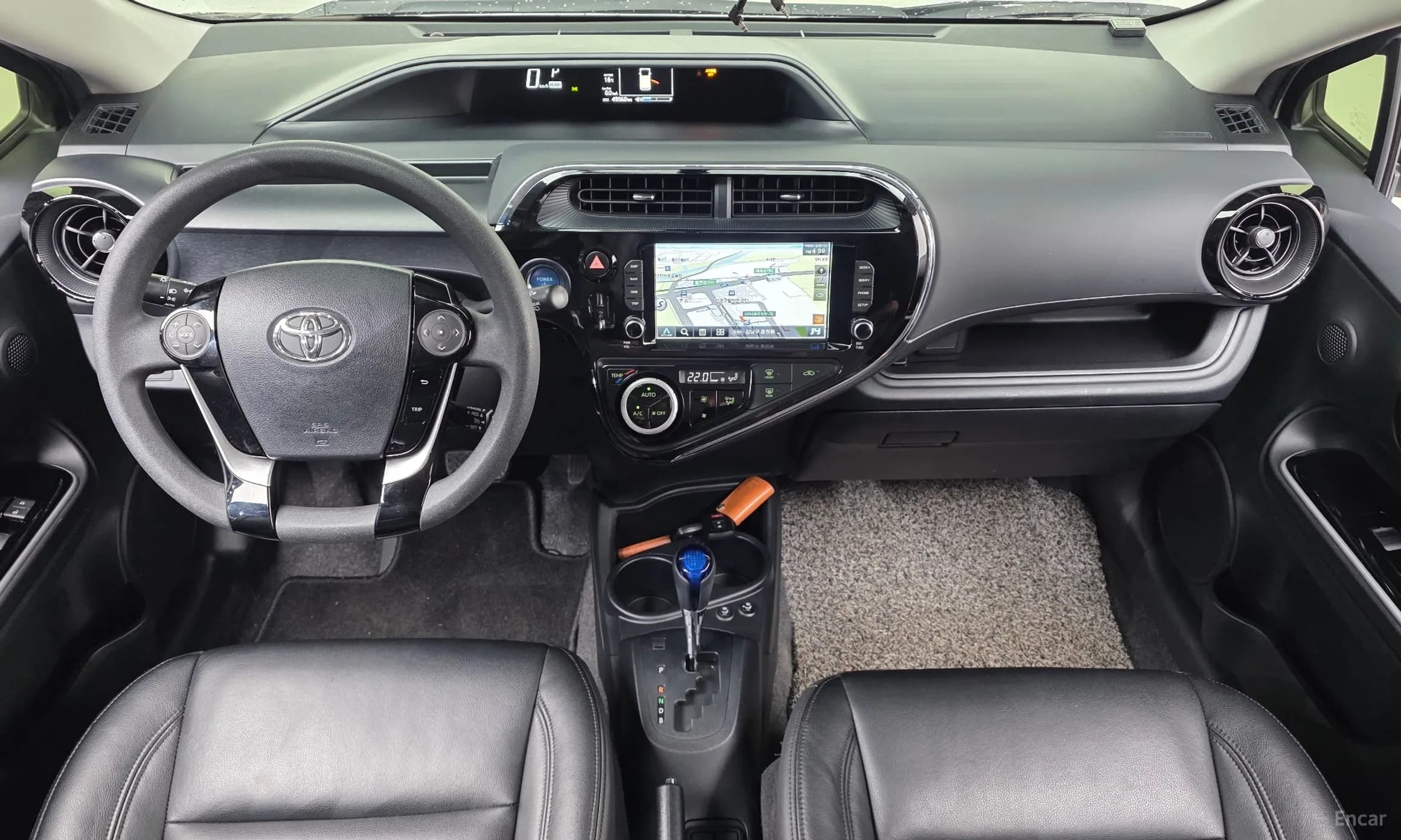 Prius C