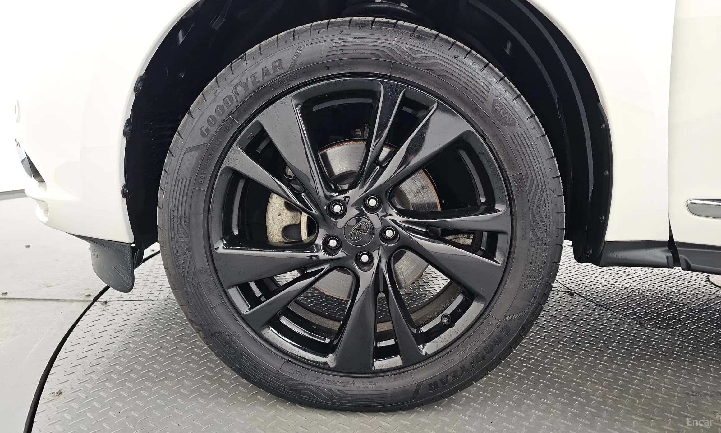 QX60