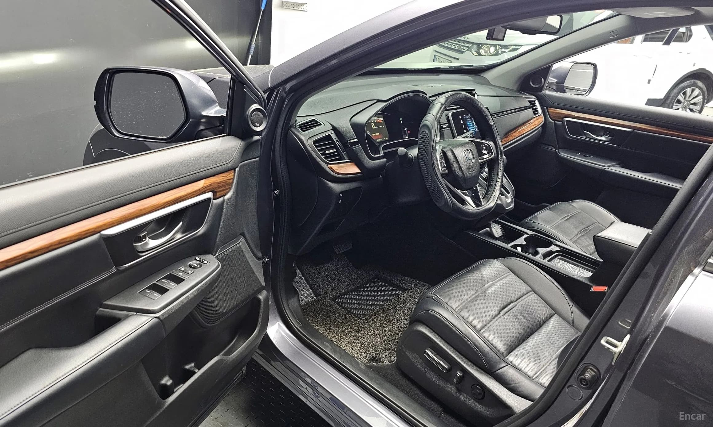CR-V 5th generation