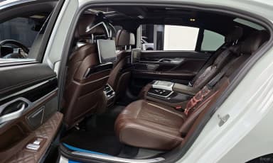 7 Series (G11)
