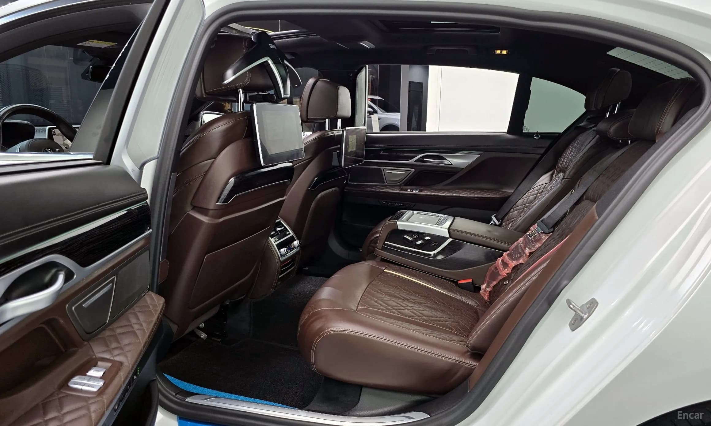 7 Series (G11)