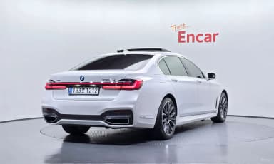 7 Series (G11)