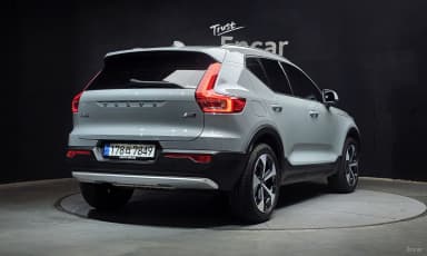 XC40
