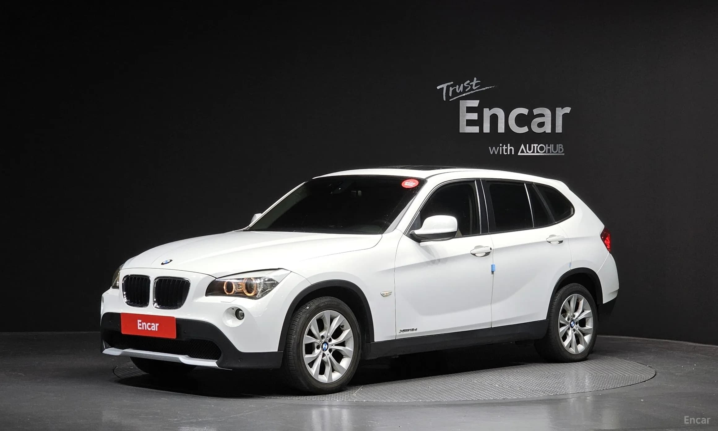 X1 (E84)