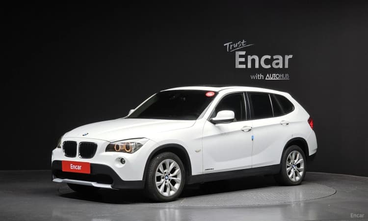 X1 (E84)