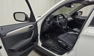 X1 (E84)