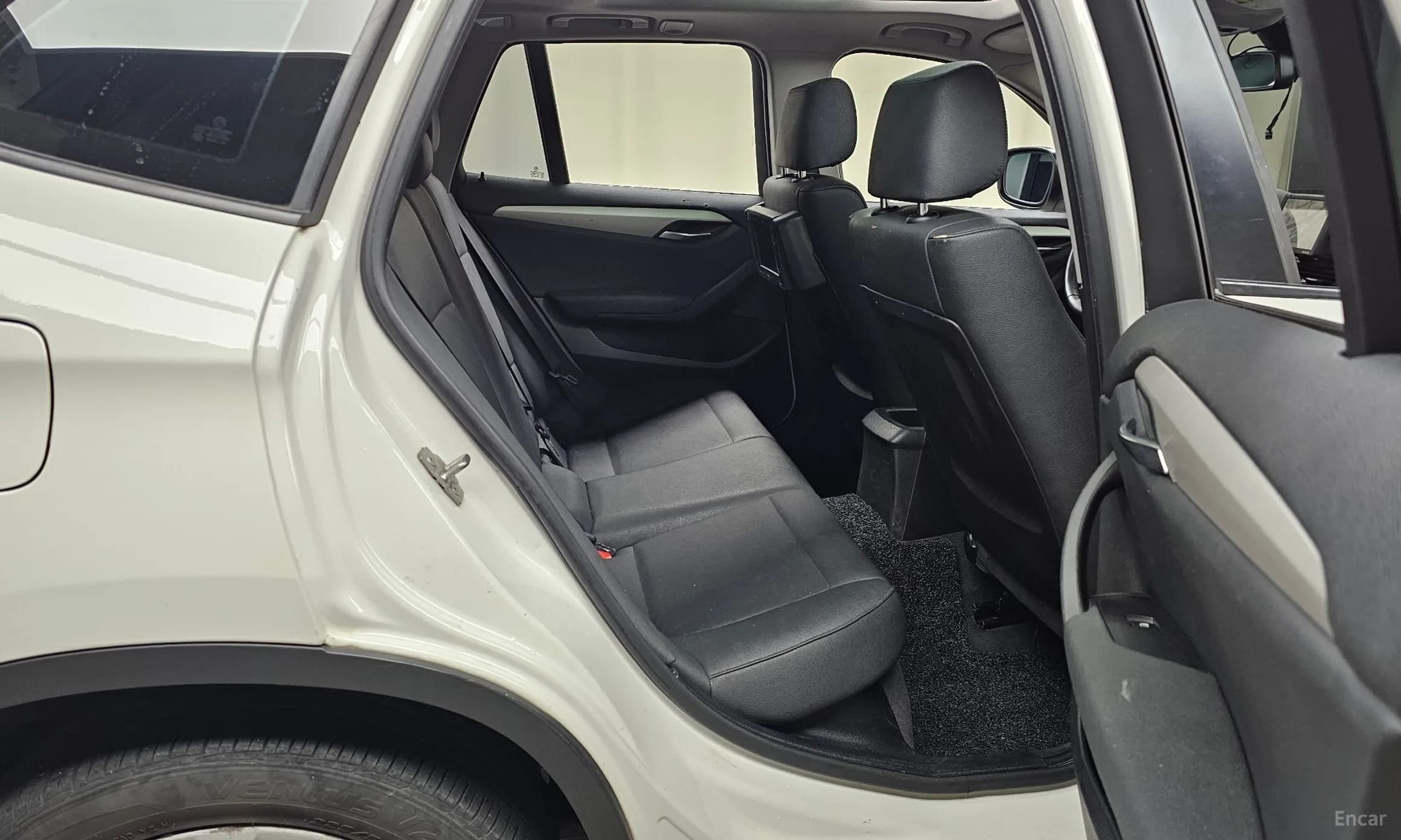 X1 (E84)