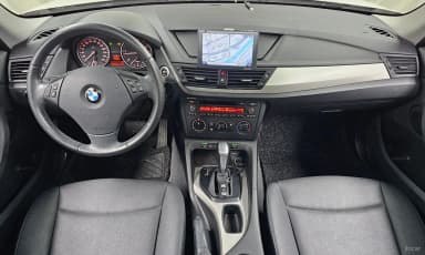 X1 (E84)