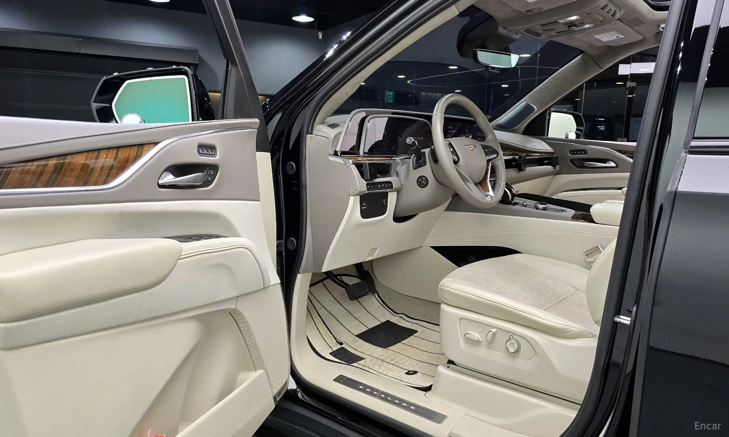 Escalade 5th Generation