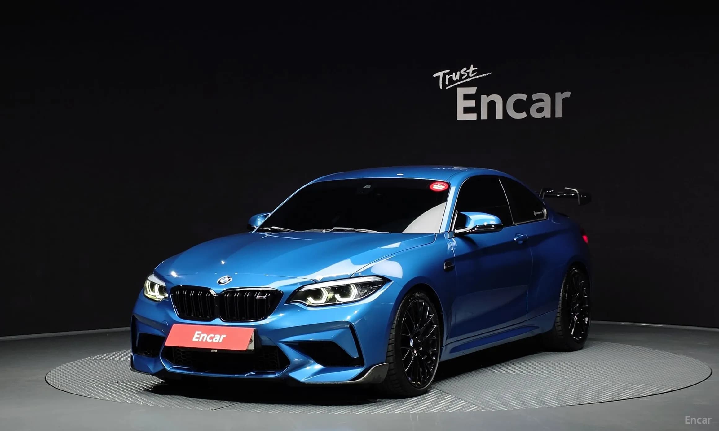 M2 (F87)