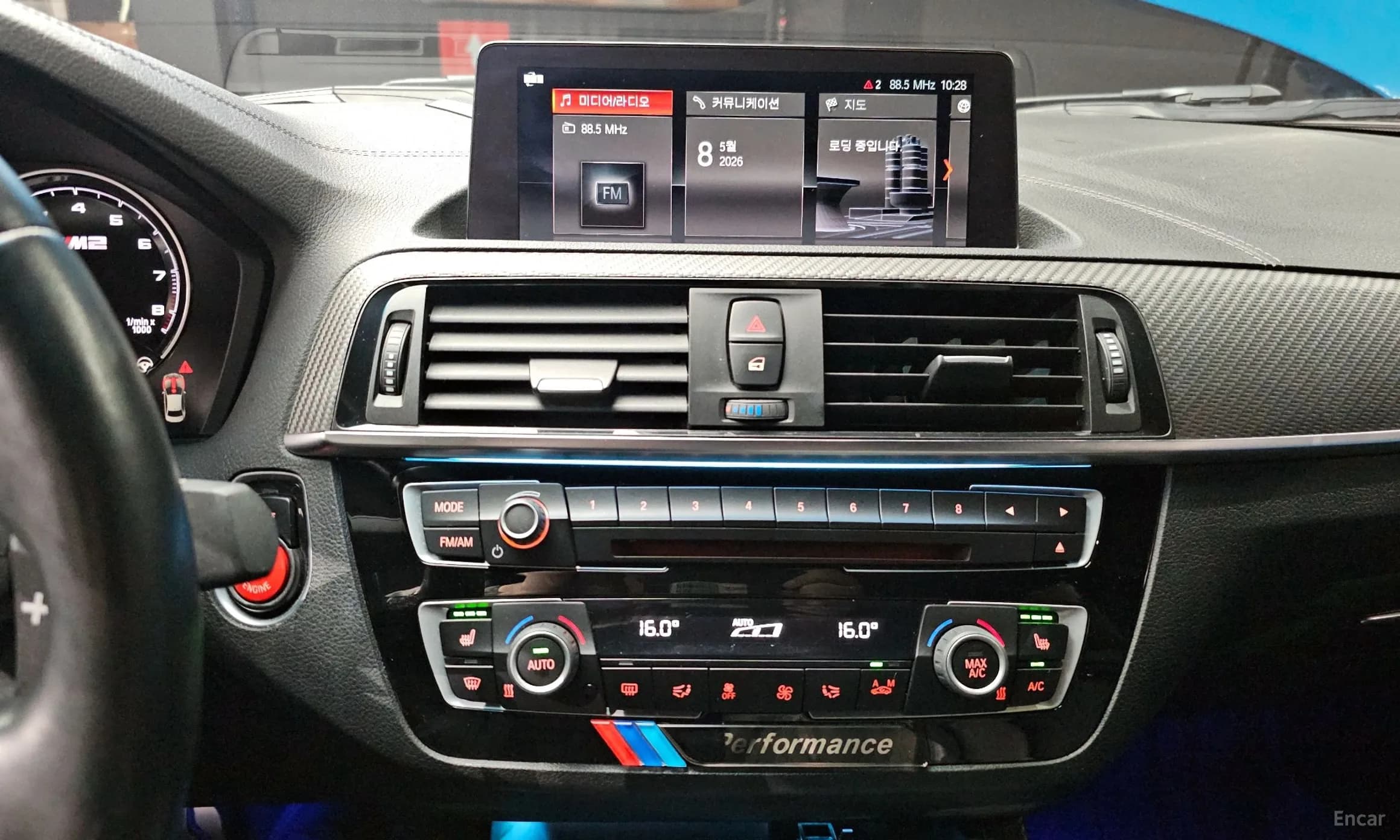 M2 (F87)