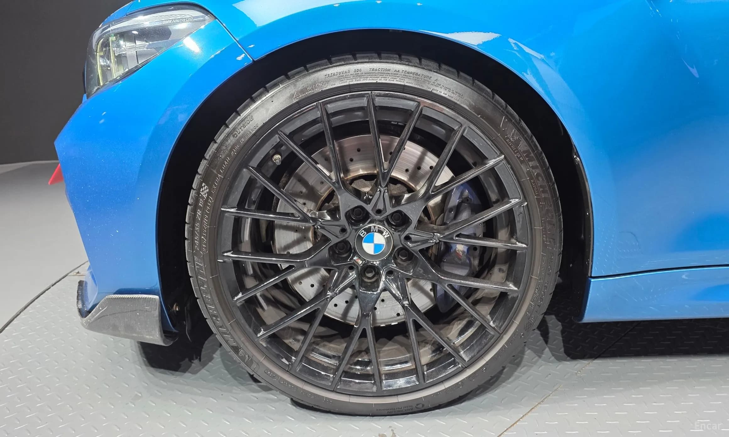 M2 (F87)