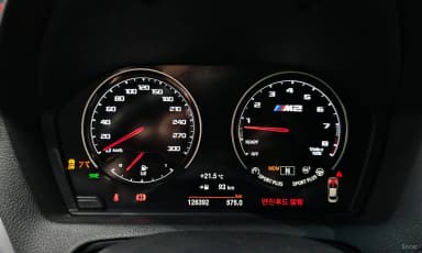 M2 (F87)
