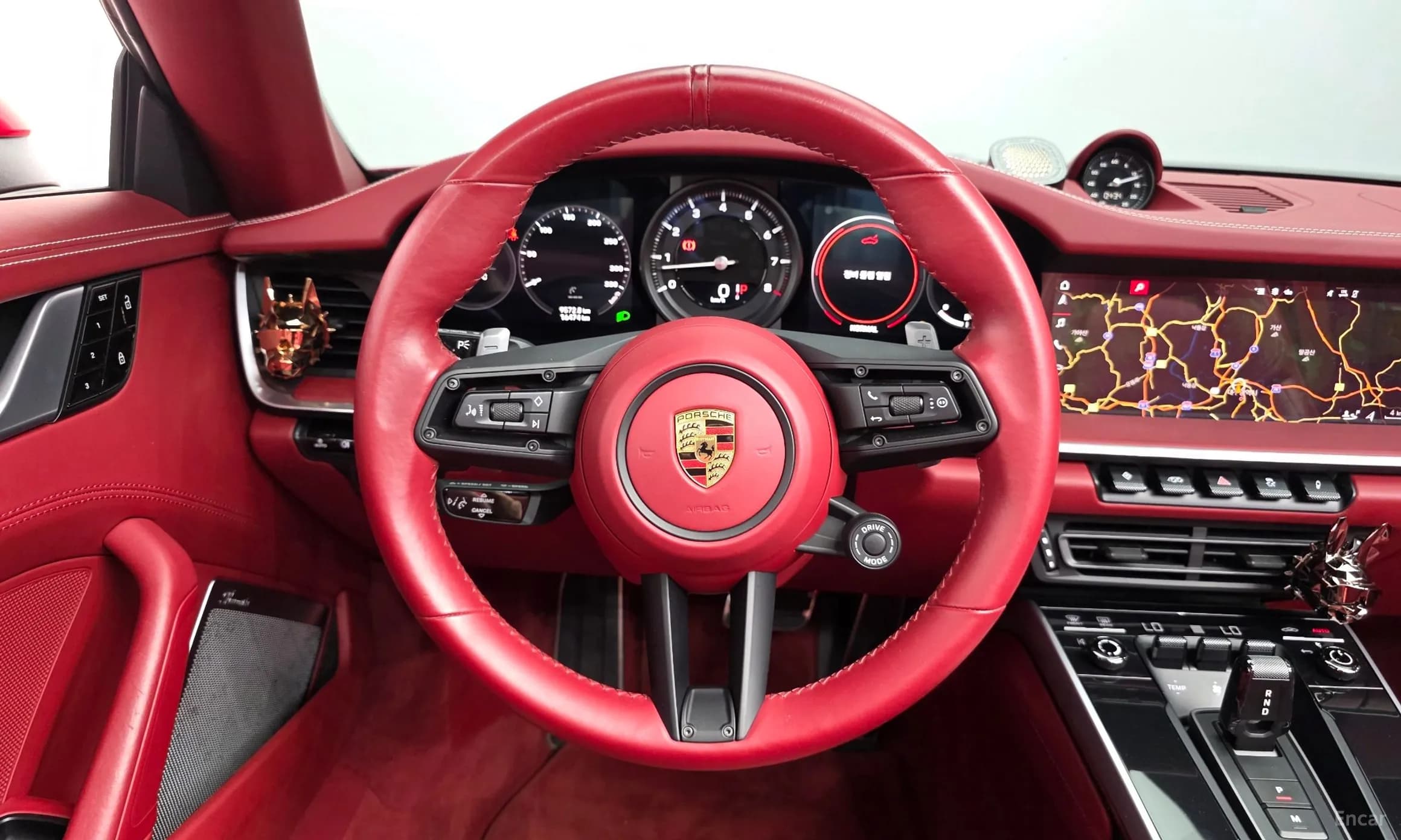 911 (992)