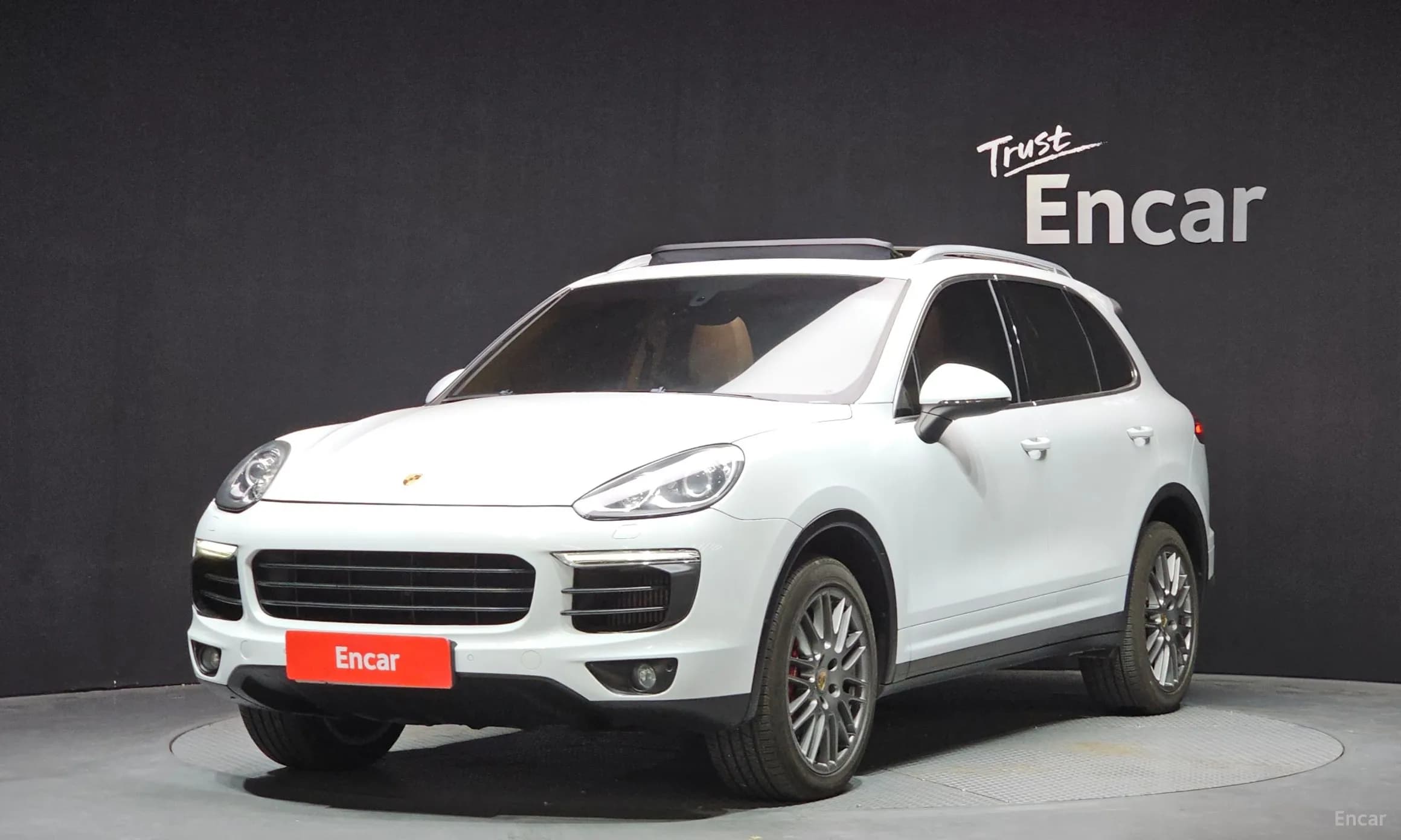 New Cayenne