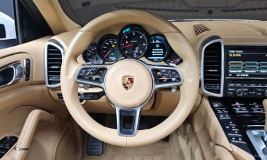 New Cayenne