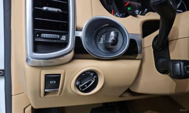New Cayenne
