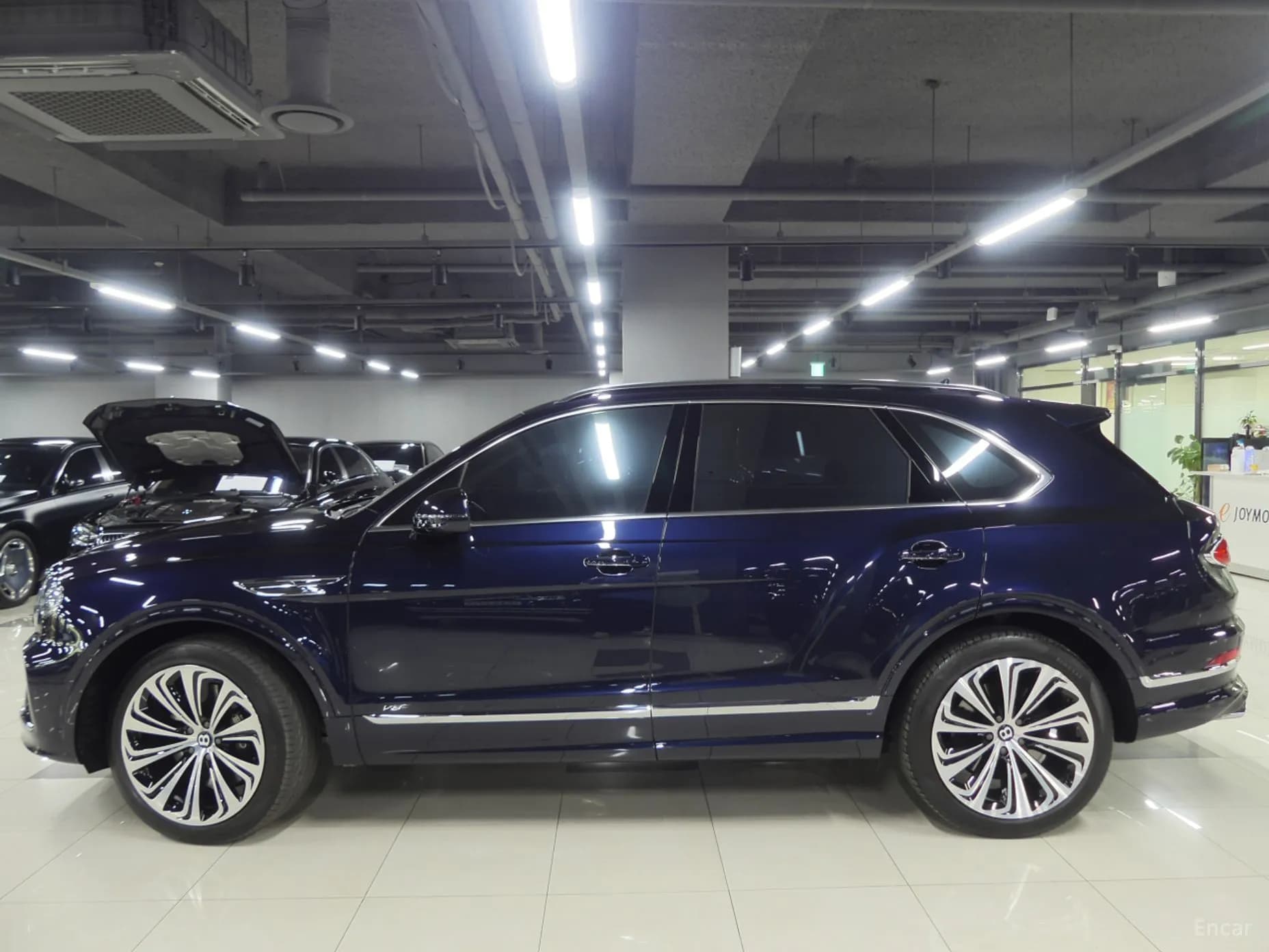 Bentayga
