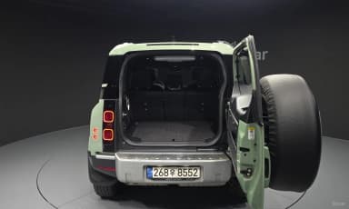 Defender (L663)