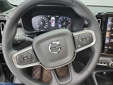 XC40